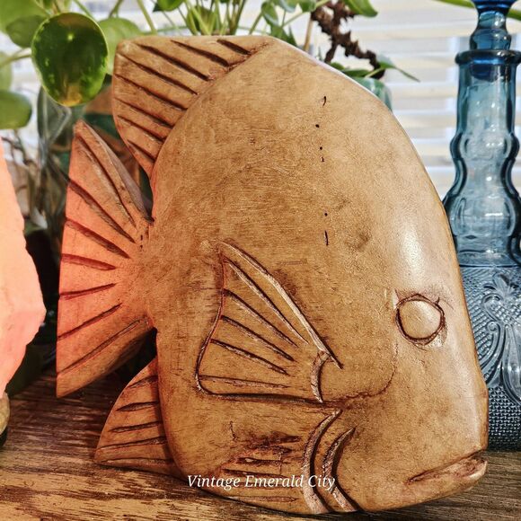 Vtg Hand Carved Cedar Wooden Fish Sculpture Mid Century Ocean Life 3D Brown Boho - Picture 1 of 12
